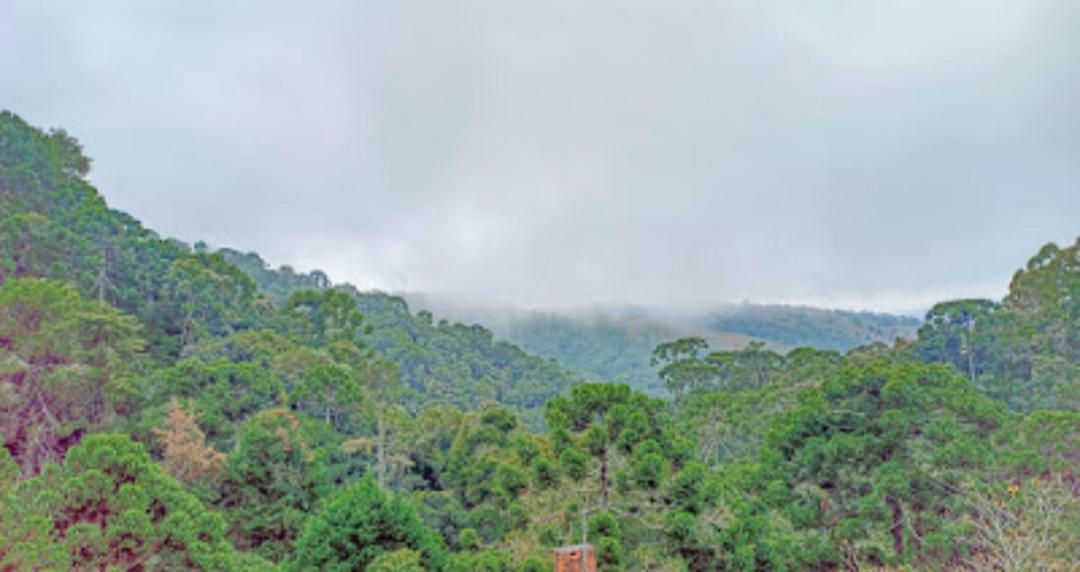 COBERTURA de 200m com Vista fantástica! Campos do Jordão Exterior foto