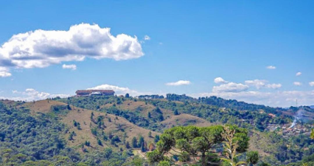 COBERTURA de 200m com Vista fantástica! Campos do Jordão Exterior foto